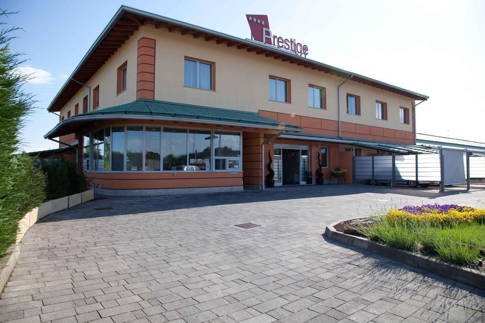 Hotel Motel Prestige Grugliasco Esterno foto