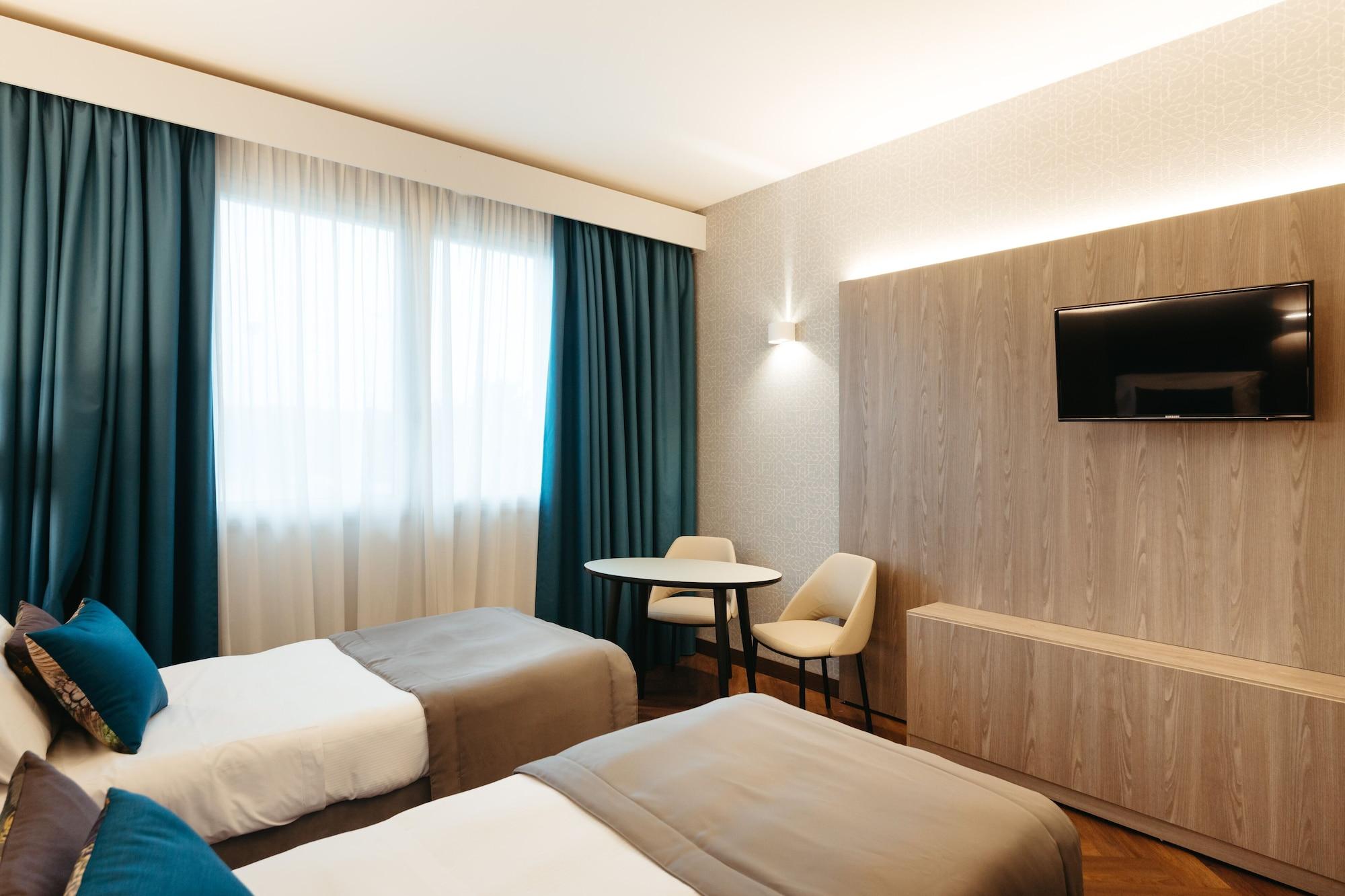 Hotel Motel Prestige Grugliasco Esterno foto